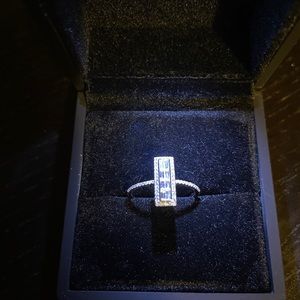 14K solid white gold Diamond ring